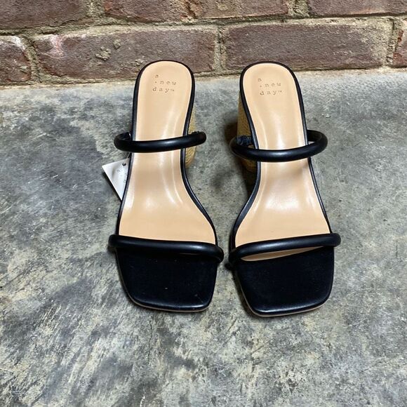 A New Day Black Miley Whicker Block Heel Sandal Size 8.5 NWT - Picture 3 of 9